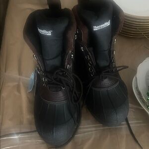 Thermoblock insulation Waterproof Lace-Up Duck Boot in Brown and Black